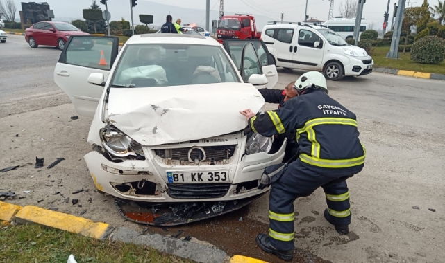 Işık ihlali kazayı beraberinde getirdi