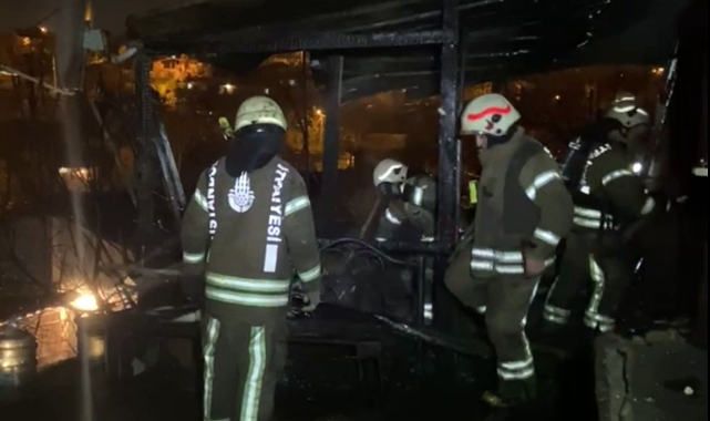 İstanbul'da geceyi alevler aydınlattı