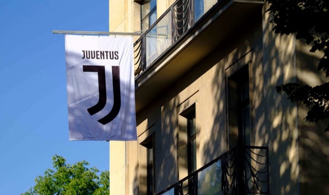 Juventus'a rekor ceza! Tam 15 puan birden...