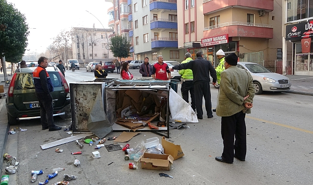 Kazaya karışan sürücüleri polis sakinleştirdi