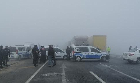 Konya'da sis kaza getirdi: 2 asker şehit oldu