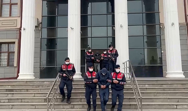 Köy fareleri yakalandı!