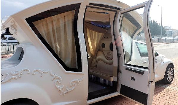 'Külkedisi arabası'nı Kazakistan'dan Kayseri'ye getirdi