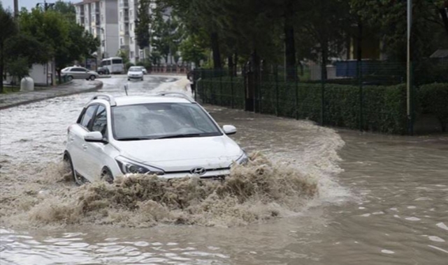 Meteoroloji'den sel ve hortum uyarısı!