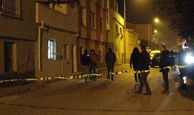 Öğrenci evinin bahçesinde el bombası paniği