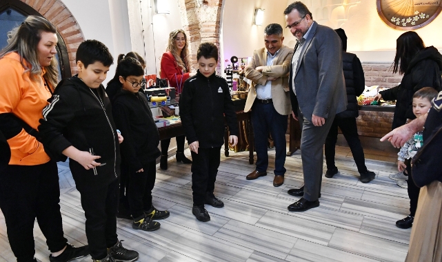 Osmangazi Koza Çocuk Akademi’den renkli sergi