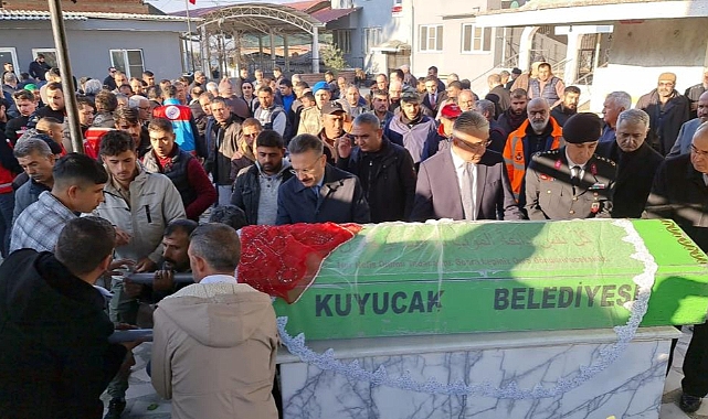 Patlamada yaşamını yitiren Cennet, toprağa verildi
