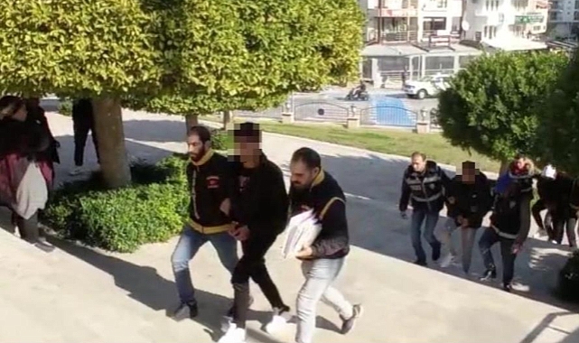 Selam almadı kavgasında kafasından yaralandı