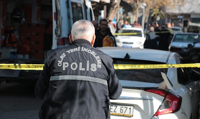 Sokak ortasında kurşun yağdırdı: Baba ve oğlu hayatını kaybetti