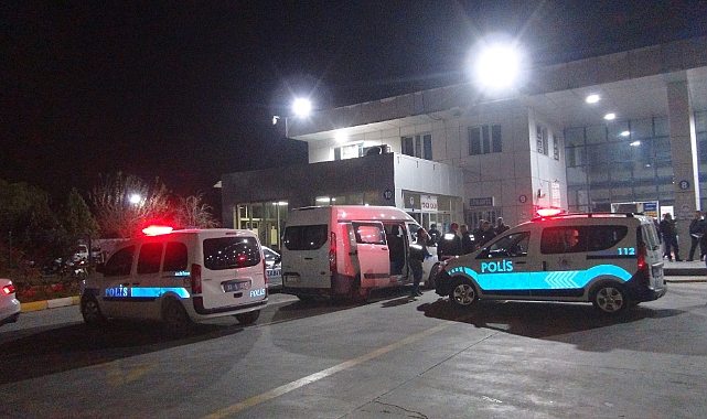 Terminalde el bombası iddiası panik yarattı