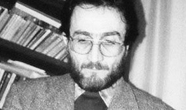 Ünlü yazar hayatını kaybetti