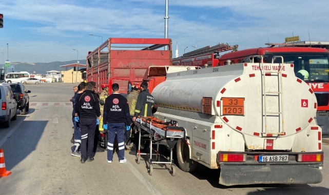 Yakıt tankeri kamyona çarptı, can pazarı yaşandı