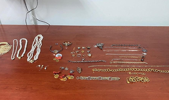 Yaşlı kadını 2 milyon TL dolandırdılar ama kaçamadılar