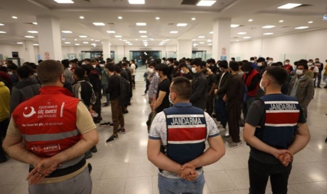 Yeni yılda kaç göçmen sınır dışı edildi?