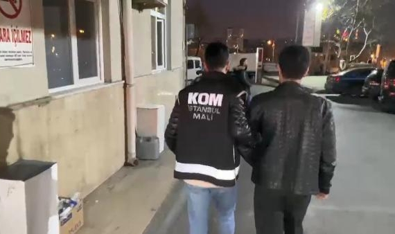 100'den fazla kişiye mezar olan sitelerin müteahhidi kıskıvrak yakalandı 