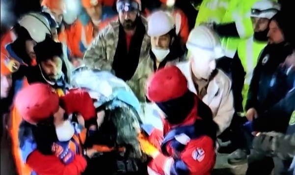 142 saat sonra kurtulan Meltem öğretmen çay istedi