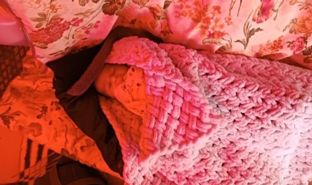 30 günlük bebeğine ve eşine kavuşan baba gözyaşı döktü