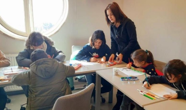 691 bini aşkın depremzede öğrenci ve veliye psikososyal destek