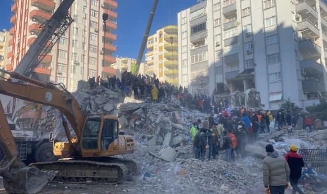 70 kişiye mezar olan apartmanın müteahhidi: "Mukadderat"