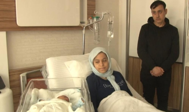 9 aylık hamile eşini balkondan atarak kurtardı!