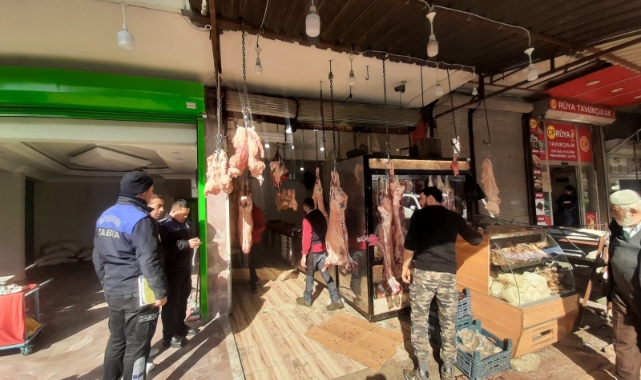 Açık alanda et satan işyerine ceza