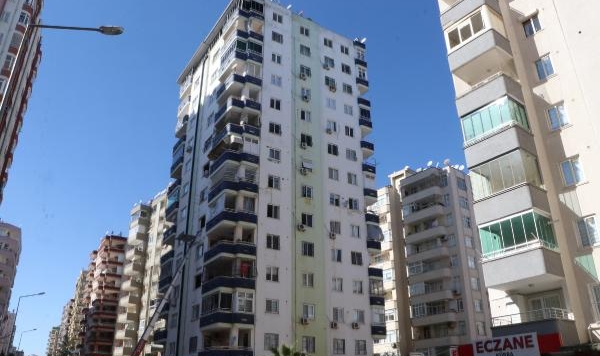 Apartmanın yıkılmasına 'Mukadderat' demişti! Diğer binası da ağır hasarlı