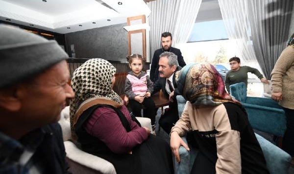 Bakan Özer: Nakil sürecini hafta sonu başlatacağız