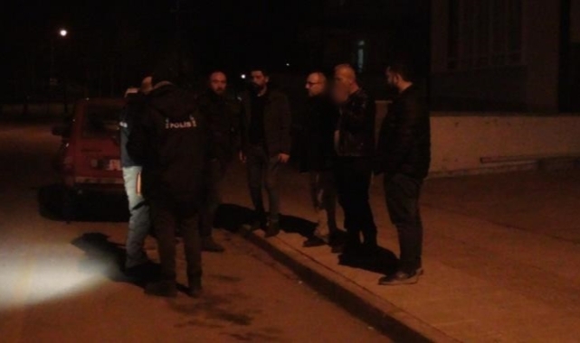 Bir eve pompalı tüfekle ateş açıldı