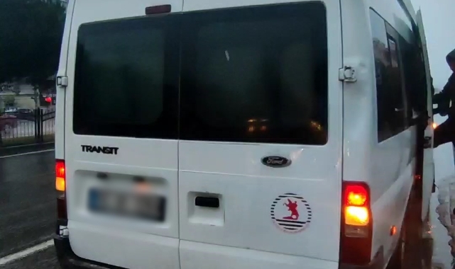 Bu da oldu! Öğrencilerden valiz parası istedi