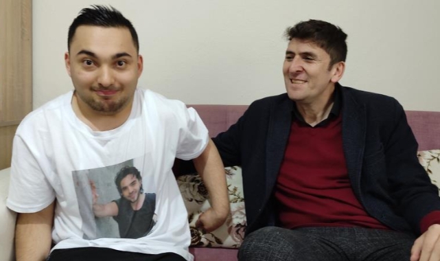 Bursa'da engelli gencin tek isteği ünlü sanatçının konserine gidebilmek