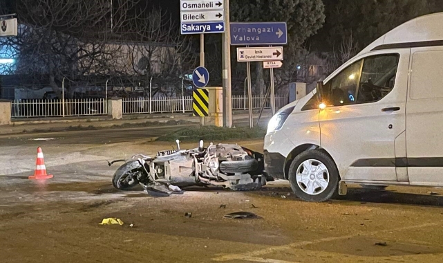 Bursa'da feci kaza! 1'i ağır 2 yaralı