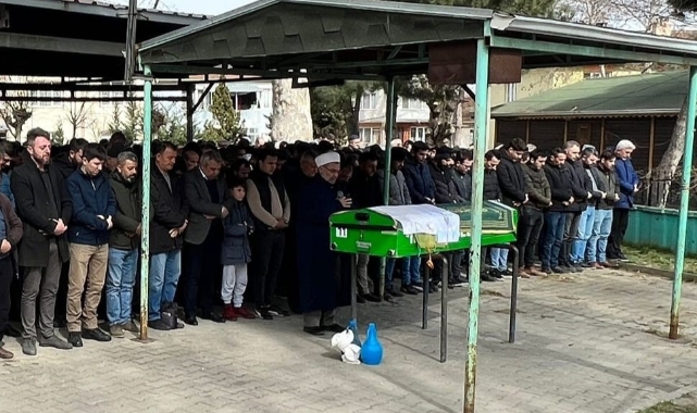 Bursa'da varil patlamasında can veren genç kaleci toprağa verildi