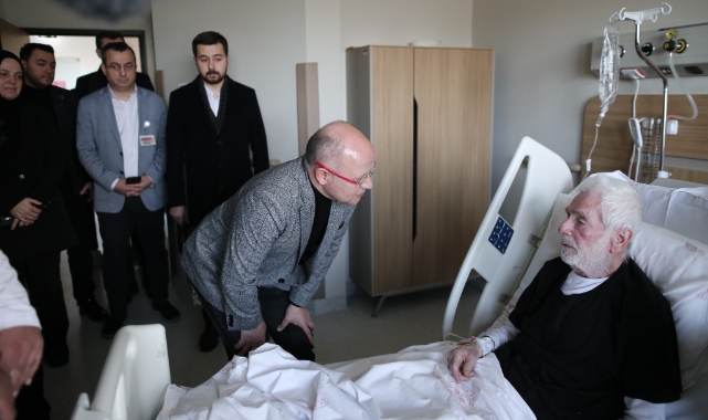 Bursa Şehir Hastanesi depremzedelere kucak açtı