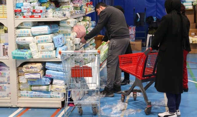 Dayanışma Marketi yardımları depremzedelerle buluşturuyor
