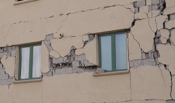 Deprem bölgesinde akıllara durgunluk veren iddia!