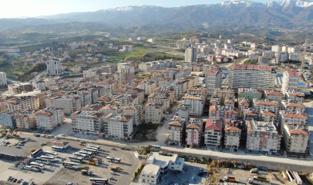 Depremde yerle bir olan kentin bu mahallesinde hiçbir ev yıkılmadı