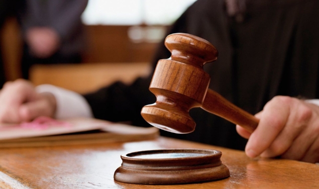 Depremde yıkılan binalara ruhsat veren başkanlar şimdi yandı