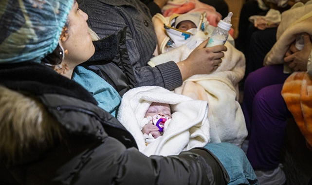 Depremzede çocukları evlat edinilmesine ilişkin açıklama