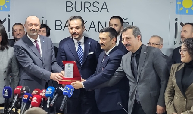 Dr. Hasanoğlu ve yönetimi mazbatayı alıp kolları sıvadı