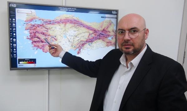 Ege Bölgesi hakkında deprem açıklaması: Üç il riskli, bir il avantajlı…