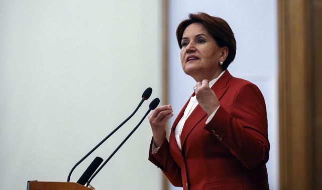 Enkaz bölgesine gelen Akşener'e depremzedelerden sert tepki