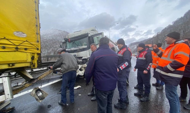 Gözlerine inanamadılar: Kamyonun kabini bir buçuk metre geriye kaydı