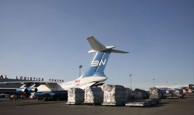 Haydar Aliyev Vakfı’ndan 105 ton insani yardım