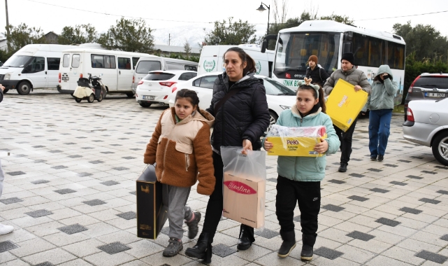İznik'te yardımlar toplanmaya devam ediyor