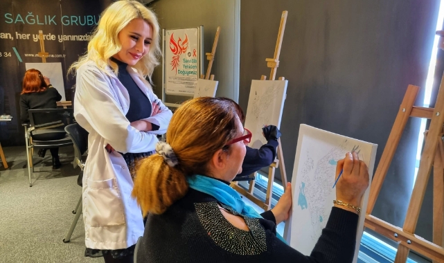 Kanser hastaları sanat ile hayata tutunuyor