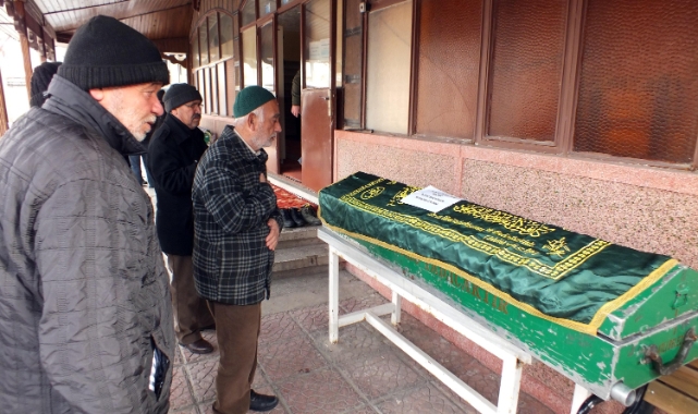 Kızının kurtarılmasını beklerken kalp krizinden öldü