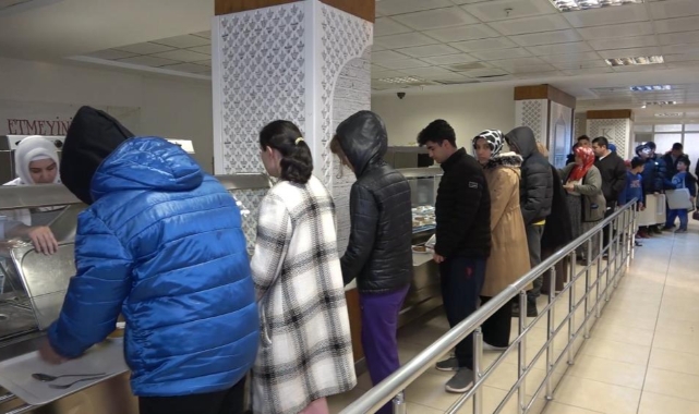 KYK yurtlarında misafir edilen depremzedeler yaşadıklarını anlattı