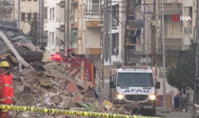 Malatya'da enkaz çalışmaları sürüyor