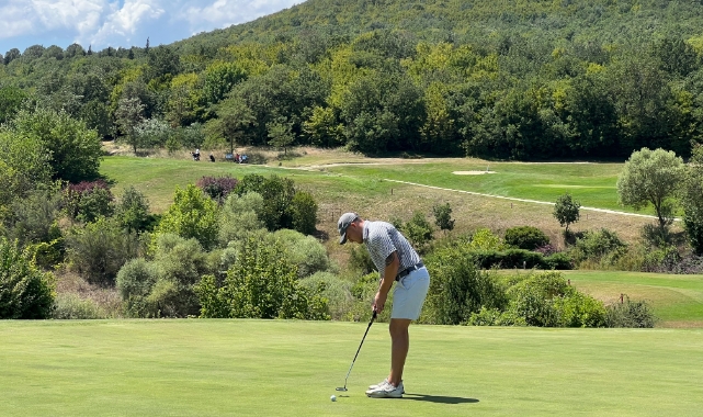 Milli golfçü Açıkalın’dan önemli başarı
