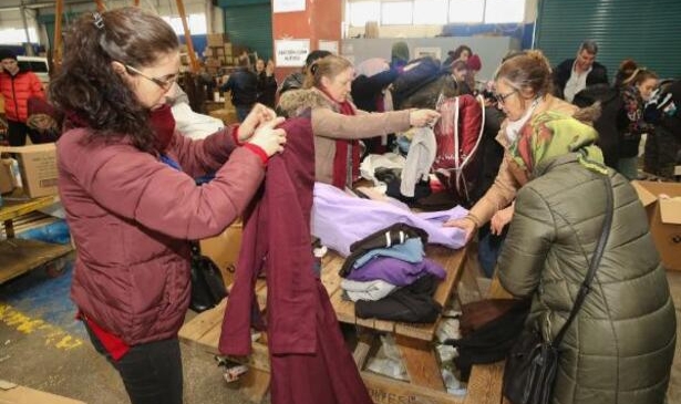 Nilüfer’den 80 TIR yardım